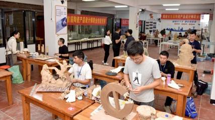 以技逐夢(mèng)，匠心筑夢(mèng)育匠才